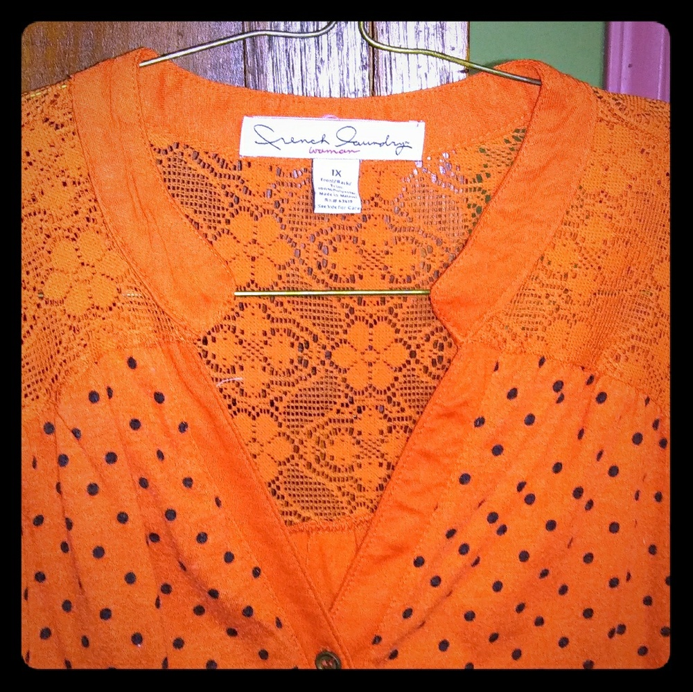 Women's Top With Lace